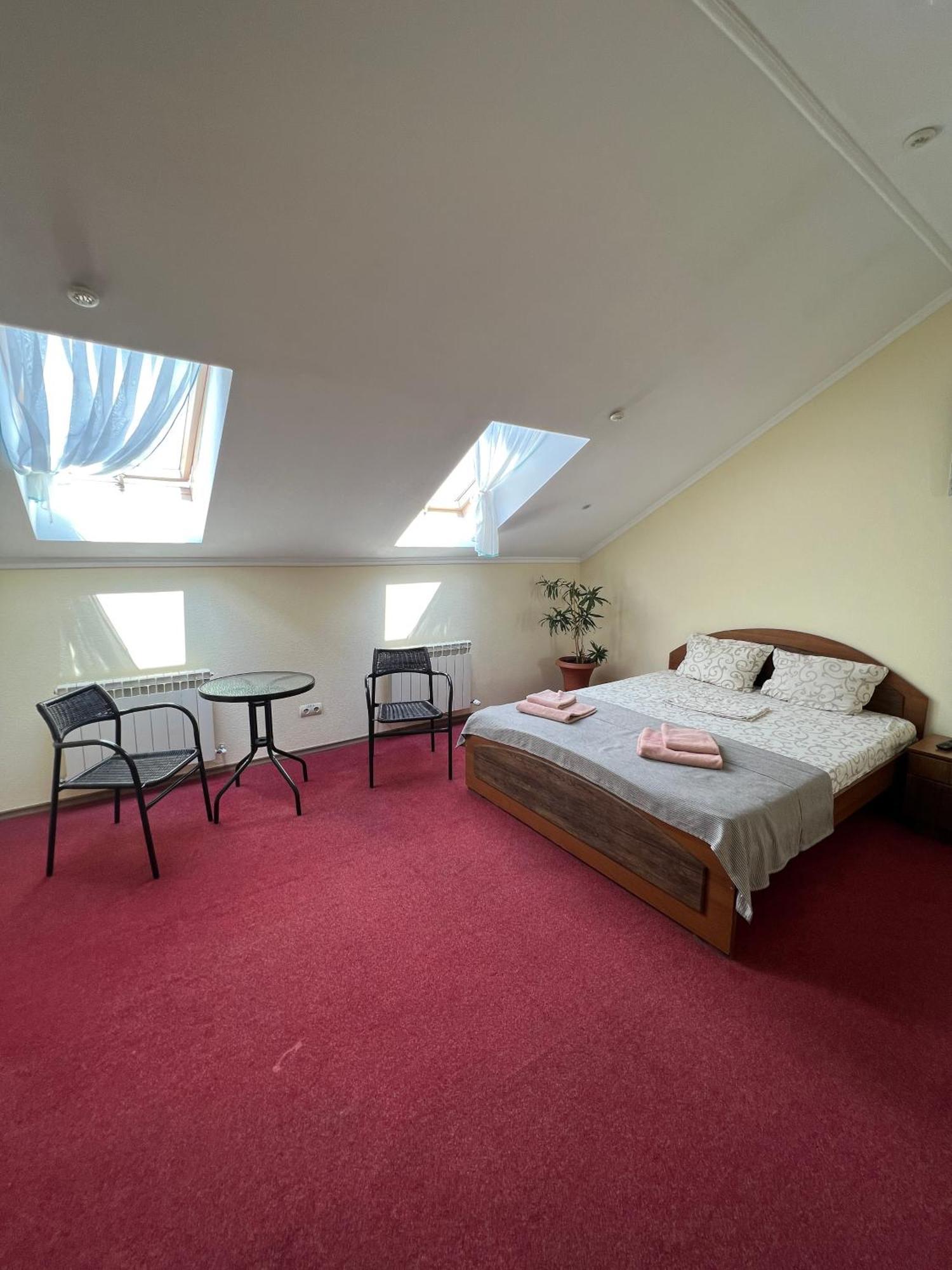 Sava Dream Hotel Zhytomyr Bagian luar foto