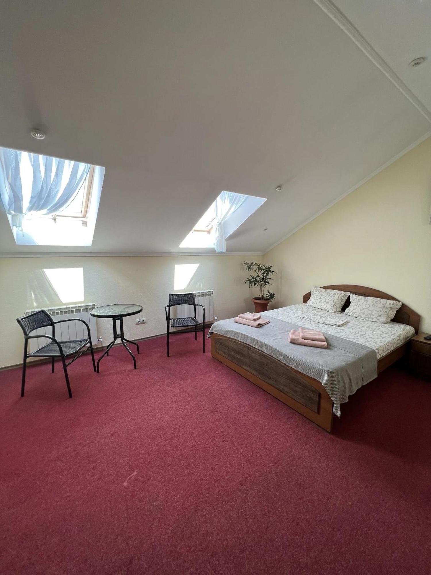Sava Dream Hotel Zhytomyr Bagian luar foto