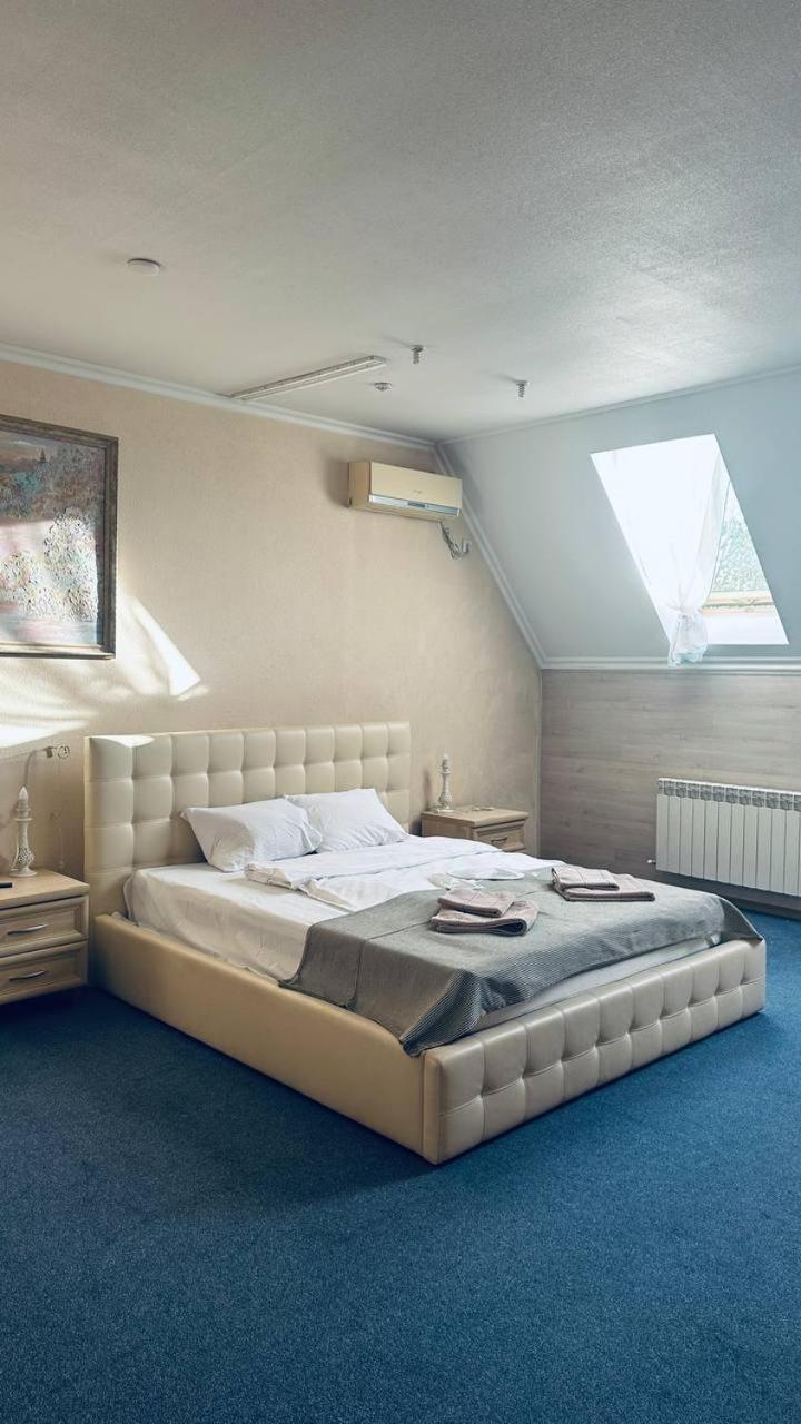 Sava Dream Hotel Zhytomyr Bagian luar foto
